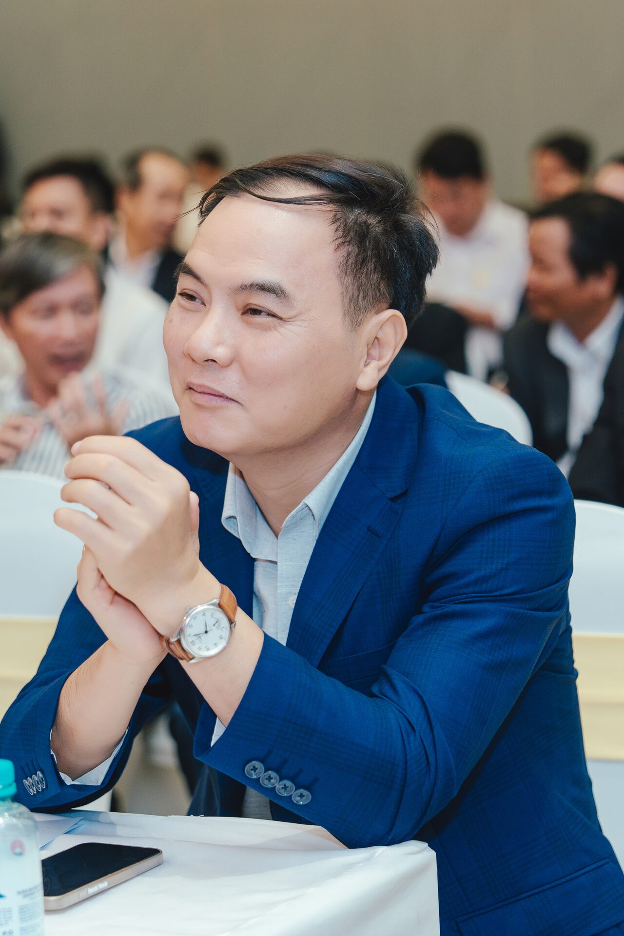 Ảnh 11 trên 589